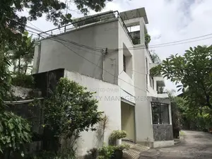 Luxury 3 Bedroom House for Sale in Nugegoda