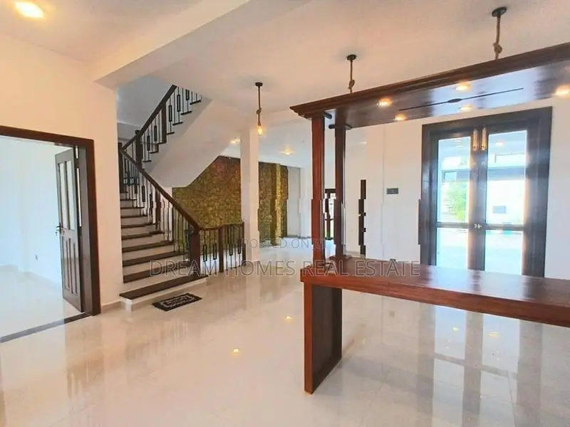 Luxury Brand New House for Sale in Boralesgamuwa