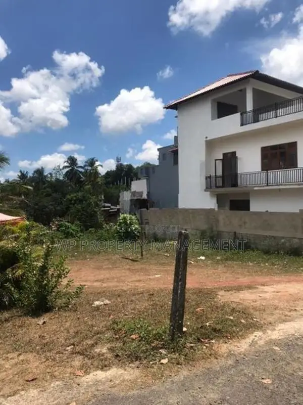 Land for Sale in Kalalgoda