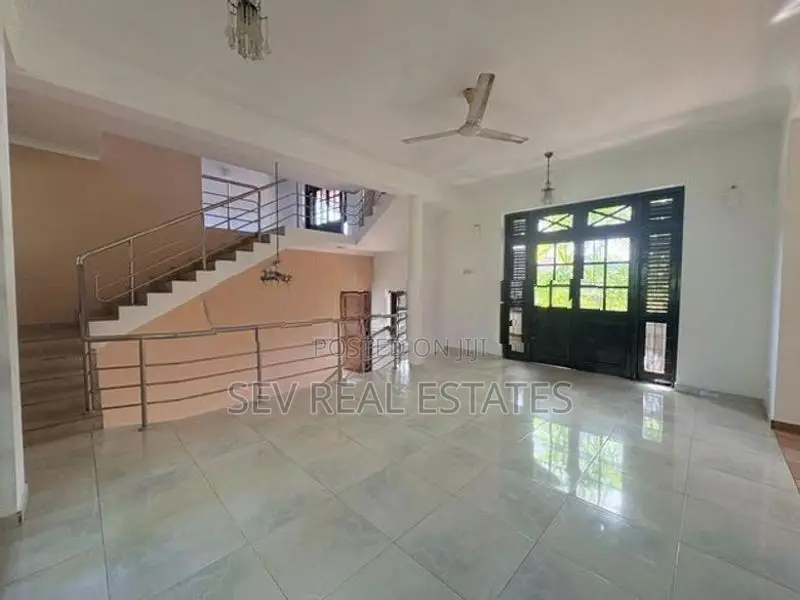 Spacious 4 Bedroom House for Rent at Battaramulla | LKR 250,000