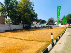 Beat Luxury Land for Sale in Ja Ela Bopitiya