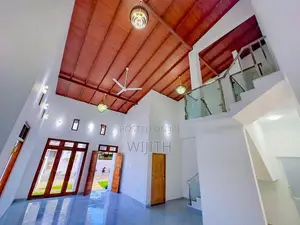 ණවමාදිලියේ ලස්සන දෙමහල් නිවසක් විකිනිමට කොටිටාවෙි