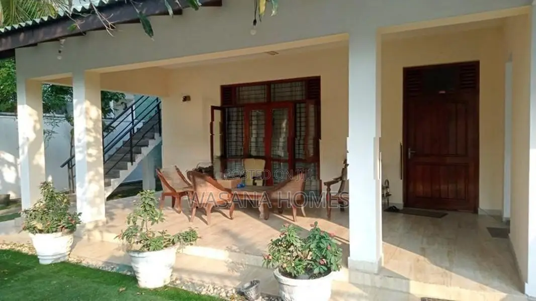 House for Sale Boralesgamuwa