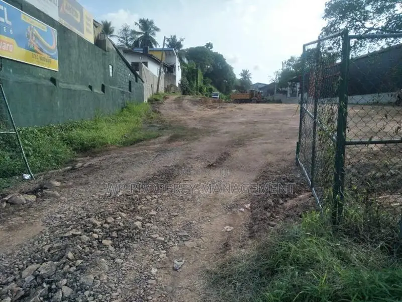 Massive 190 Perch Prime Land for Sale in Malabe