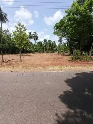 අනුරාධපුර අවටින් සින්නක්කර බිම් කොටස්