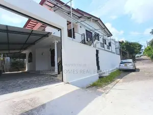 Large Family House for Rent in Pannipitiya – 7 Bedrooms