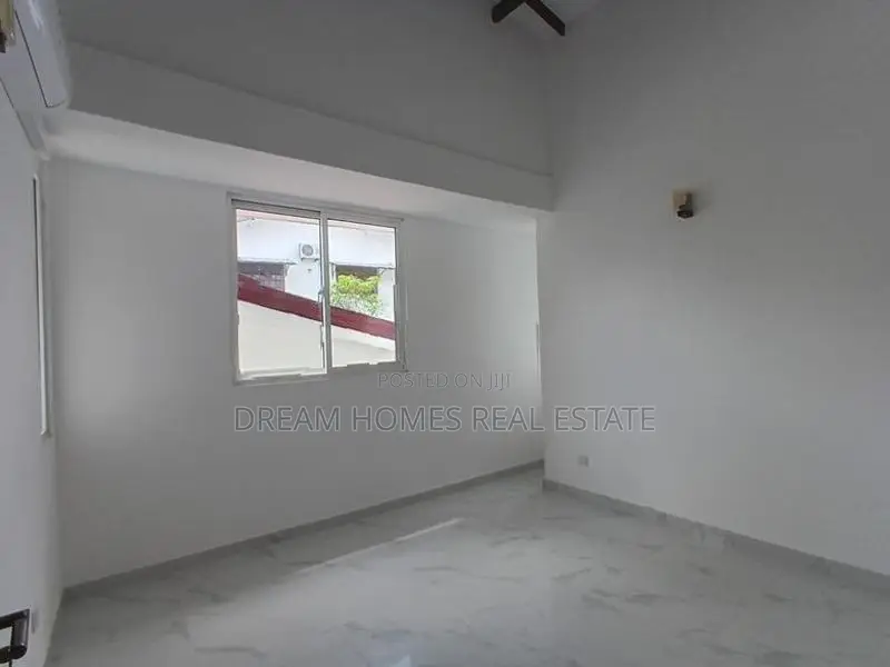Large Family House for Rent in Pannipitiya – 7 Bedrooms