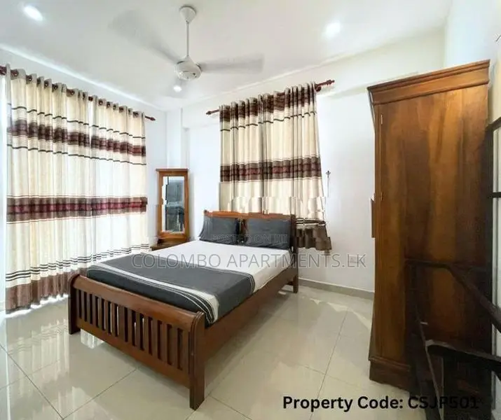 Comfortable Apartment for Long-Term Rental in Wellawatte Code: CSJP500