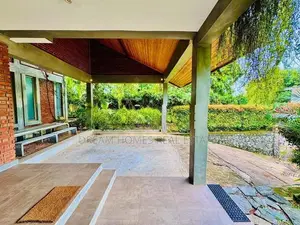 Luxury House Surrounded by Nature – Kalapaluwawa