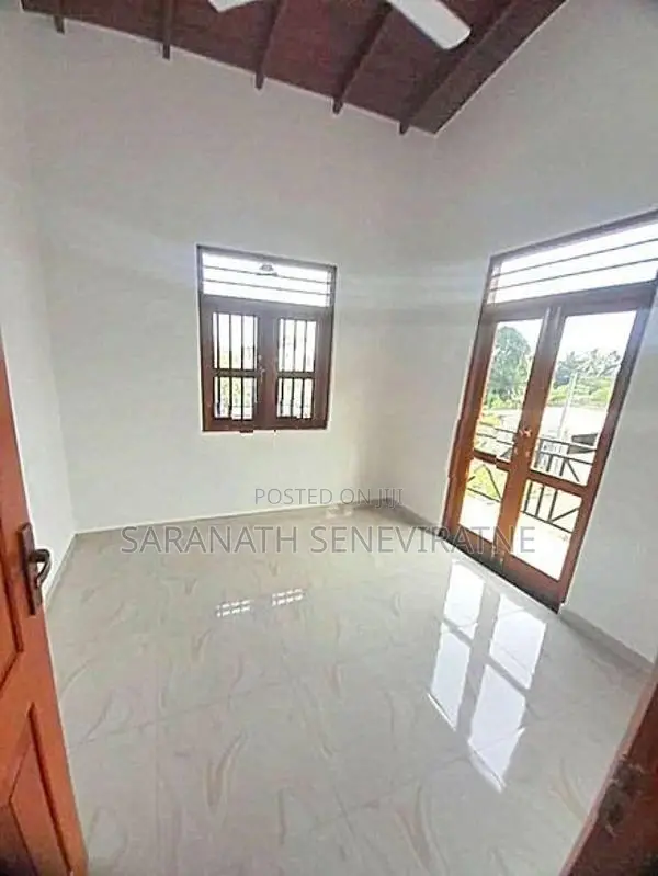 Luxury Two Story House for Sale in Makandana Piliyandala