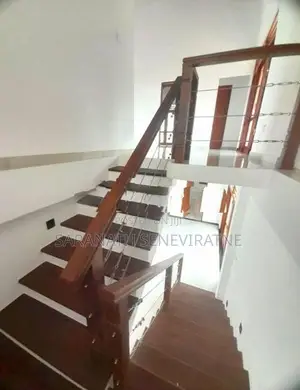 Luxury Two Story House for Sale in Makandana Piliyandala