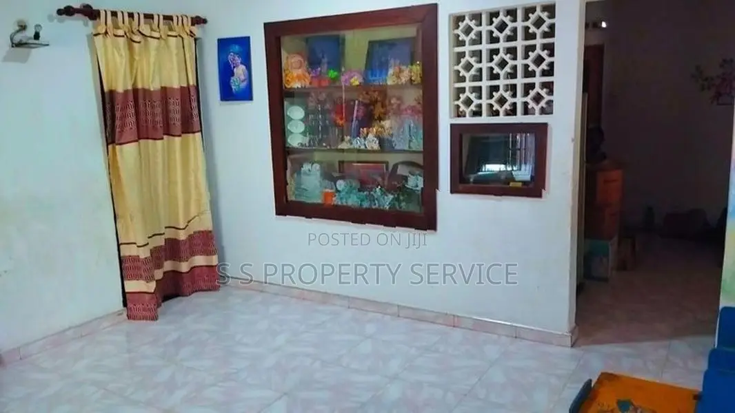 Land with A House for Sale in Polgasowita (SSPL-488)