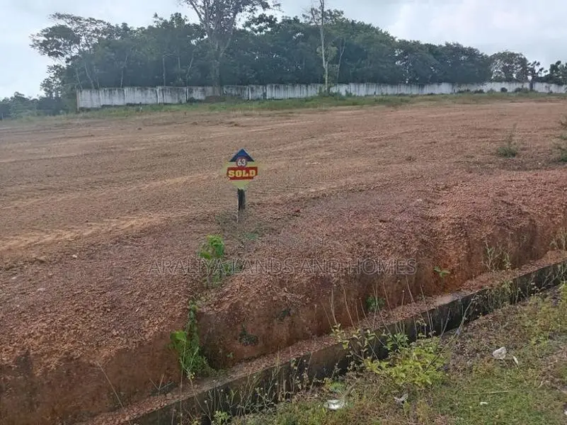 Kesbewa - Kindelpitiya Land for Sale