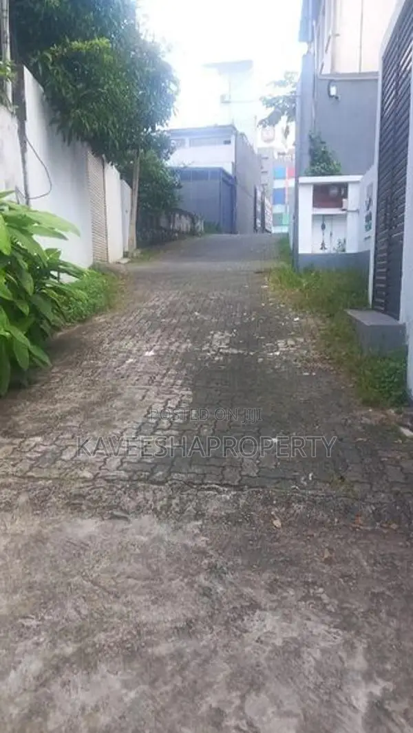 Land for Sale Battaramulla