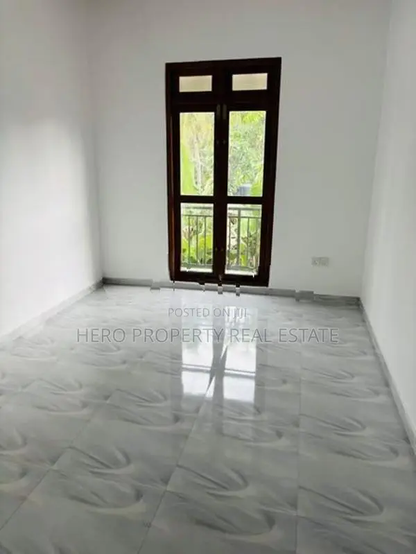 Modern House for Sale in Athurugiriya 🏠