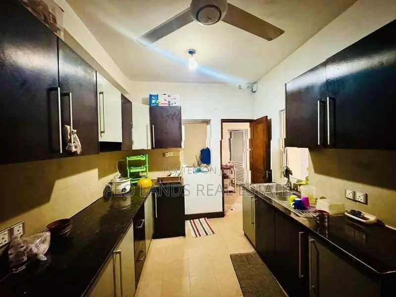 (PH824) Furnished Four Storey House for Sale in Boralesgamuwa