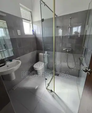 3 Bedroom Apartment for Rent in Colombo 5
