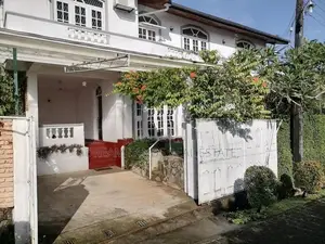 2story stand a lone house for rent kotte