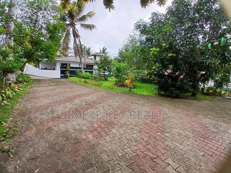 Ld00-Valuable Land for Sale in Kadawatha