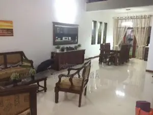 Luxury 4 Bedroom House for Sale in Battaramulla