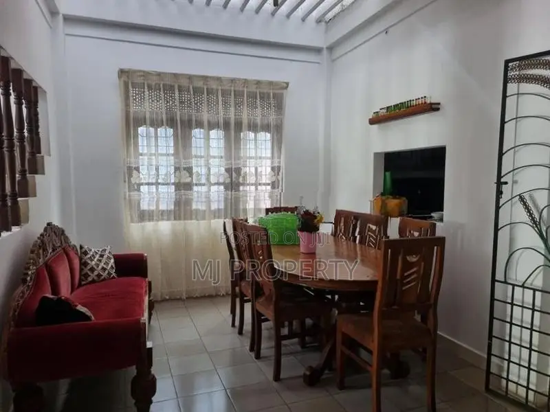 ( TS-1047) Valuable Two Storey House Sale in Godagama