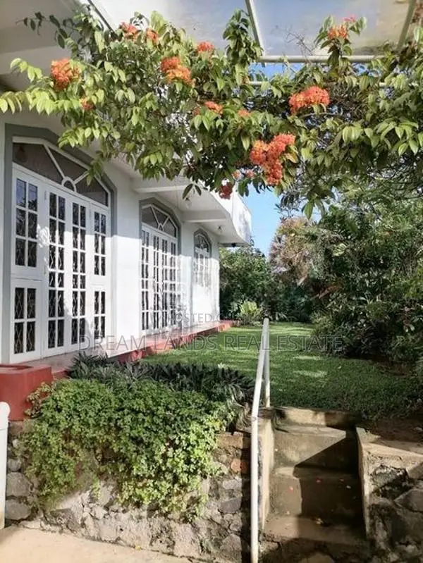 2story stand a lone house for rent kotte