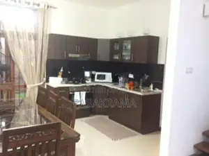 Luxury 4 Bedroom House for Sale in Battaramulla