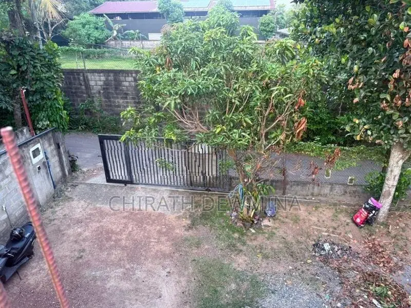 Unfinished House for Sale Near Piliyandala