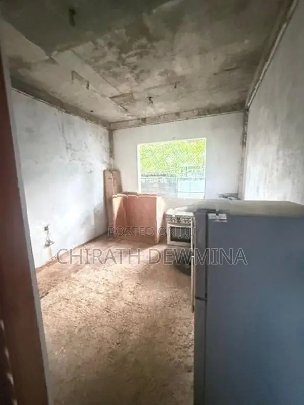 Unfinished House for Sale Near Piliyandala