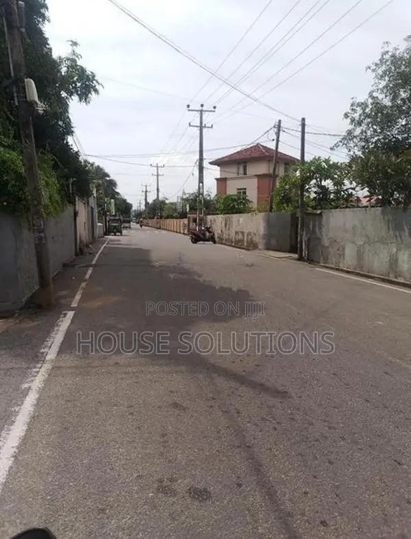 8 P Land for sale Near Sebastians college Moratuwa