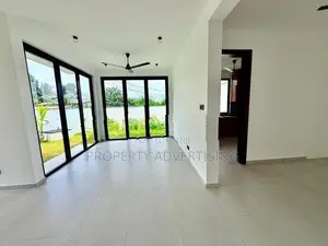 Battaramulla Thalahena 5 BR Luxurious House For Sale