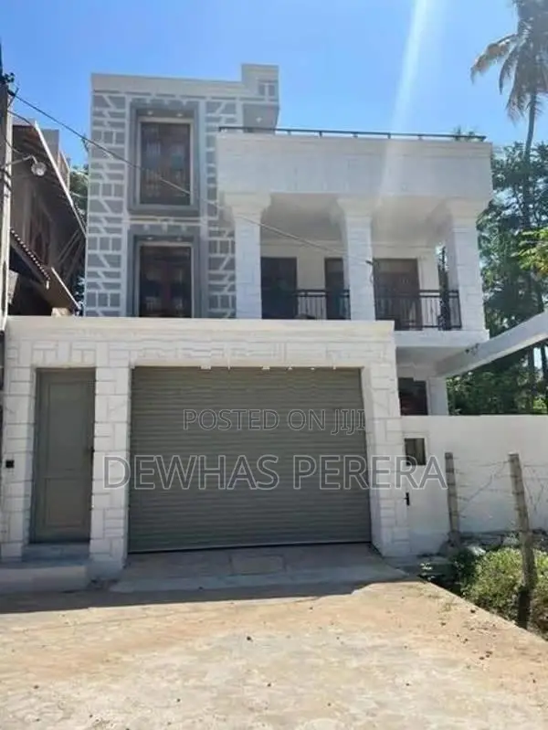 morden 3 story luxury new house nagoda kandana