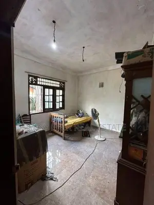 තලවතුගොඩ නගරයට මීටර් 300කින් නිවසක් / UP 15095