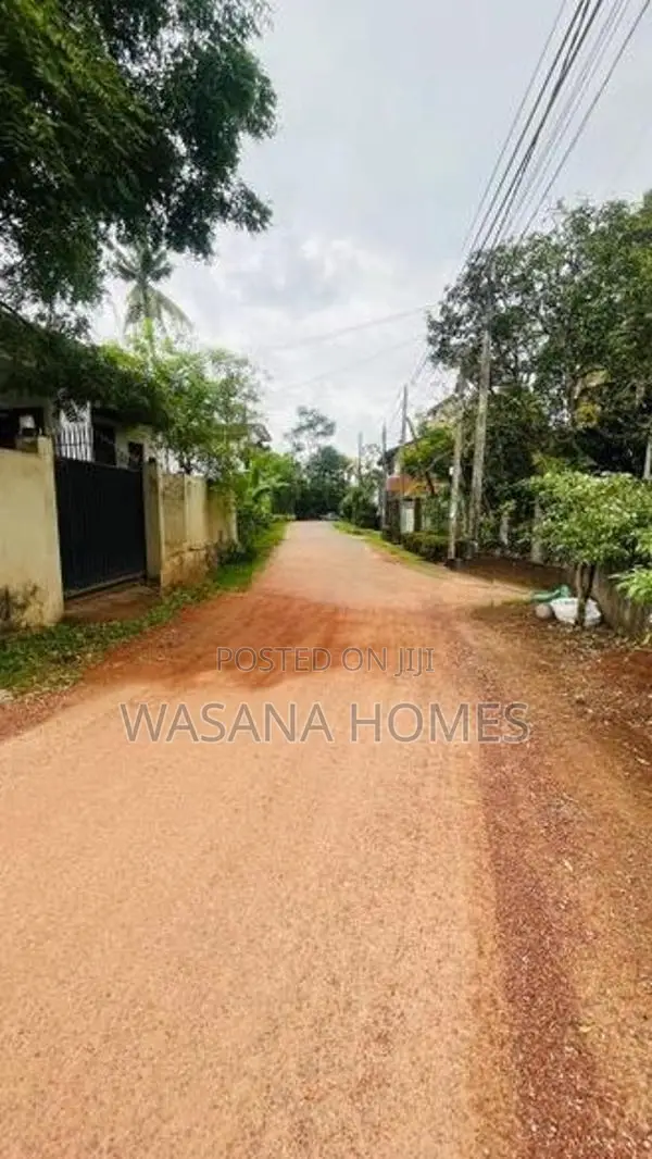 House with 18.5 Perch Land for Sale Piliyandala