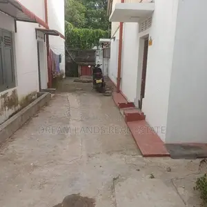 Singal story house for sale colombo 3