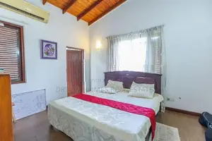 5 Bedrooms 2 Story House for Rent Thalawathugoda