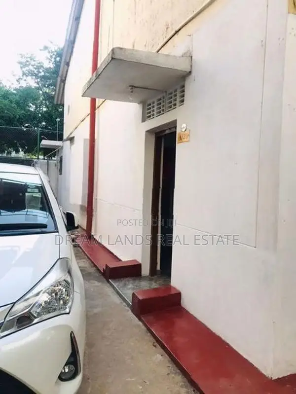 Singal story house for sale colombo 3