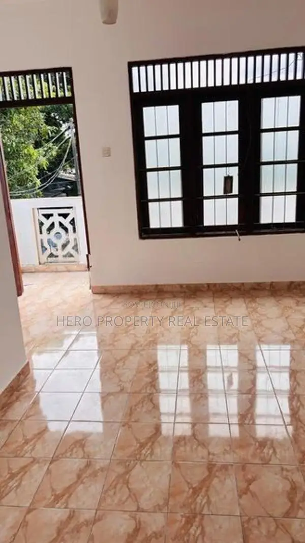 Modern 1st Floor House for Rent in Boralesgamuwa