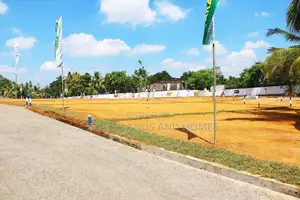 Land for Sale in Meegoda - Watareka