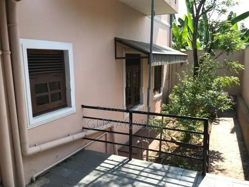 Upstair House for Rent in Battaramulla