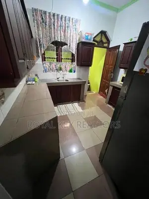 Colombo 06 Bedroom Furnished House for Rent