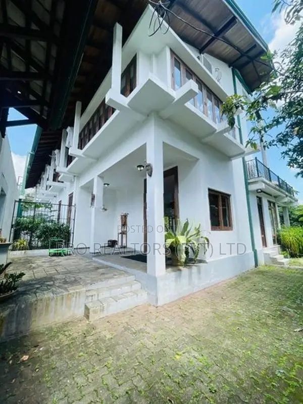 Luxury House for Rent in Kotte