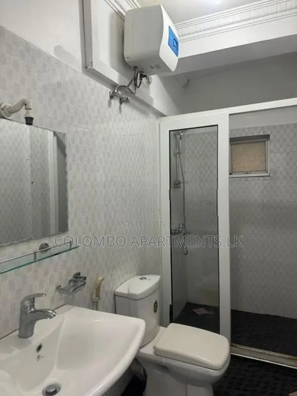 Colombo 05 Furnished Apartment for Long-Term Rental. Code: (CSMP10D)
