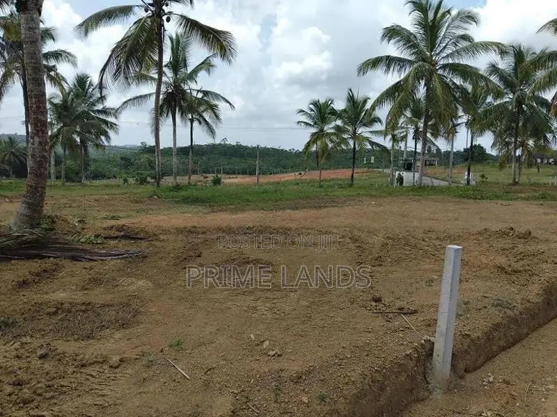 නේවාසික බිම් කොටස් මතුගම