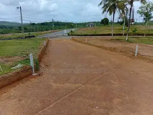 ඉඩම - වැලිපැන්න