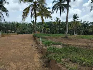නේවාසික බිම් කොටස් මතුගම