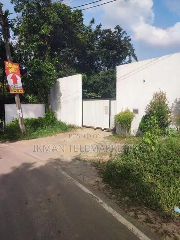 Commercial Property for Sale in Horana, Pokunuwita