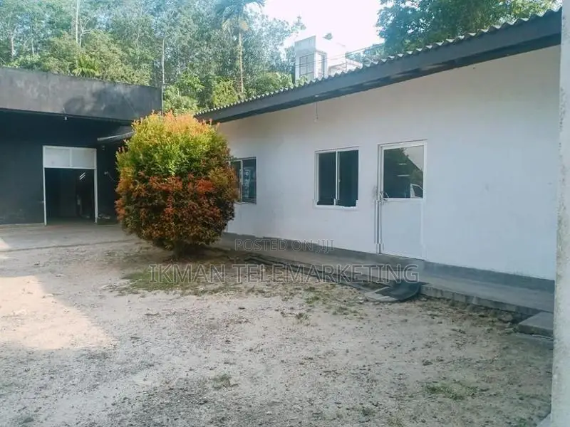 Commercial Property for Sale in Horana, Pokunuwita