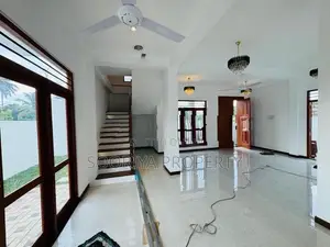 Two Story Luxury House for Sale in Piliyandala Miriswattha