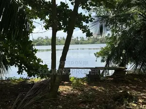 Lake Facing 54 Perches Land for Sale in Moratuwa Town
